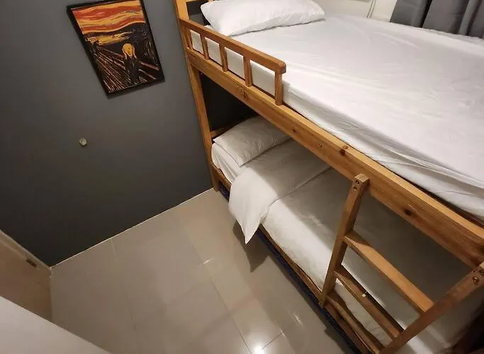 Homey 2br In Makati Apartment